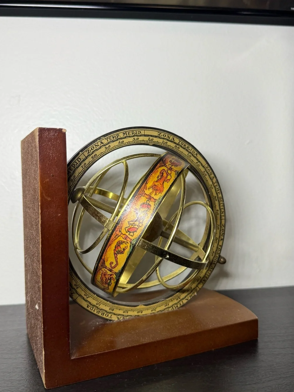 Vintage 1990 Zodiac Spinning Single Engraved Bookend